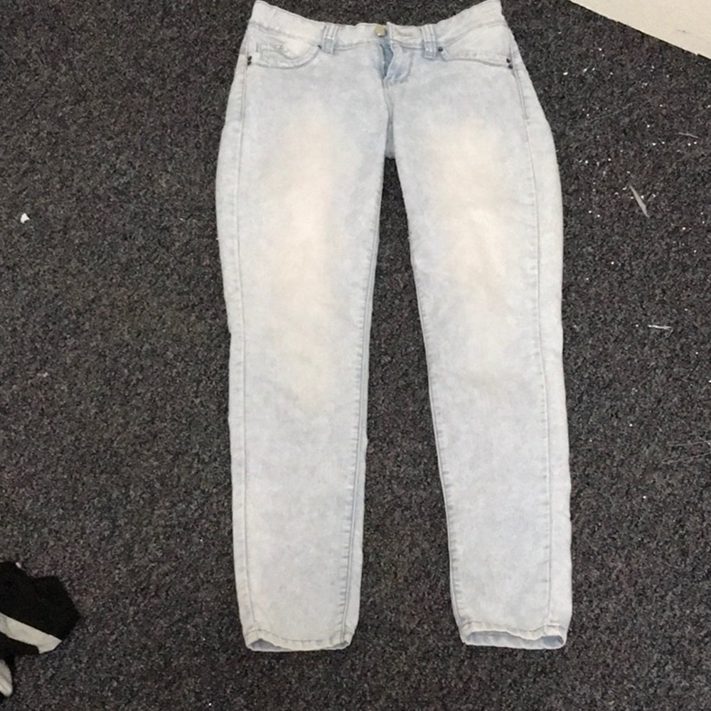 Wanna beta butt jeans